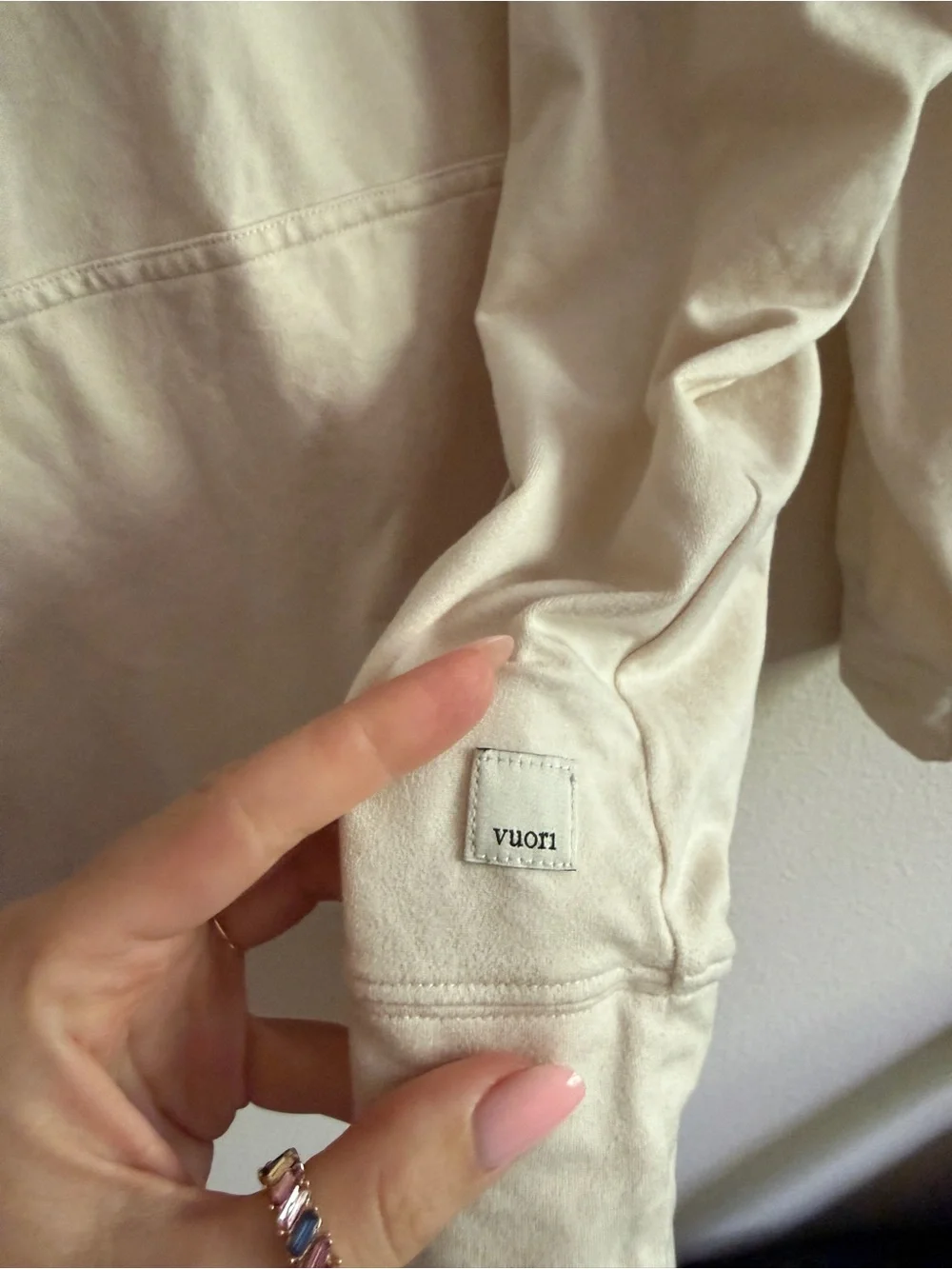 Vuori Cream Pullover Hoodie